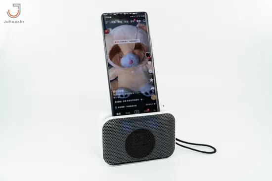 Factory Wholesale Hot Selling High Quality Colored Light Sound Wireless FM Radio Mini Bluetooth Speaker