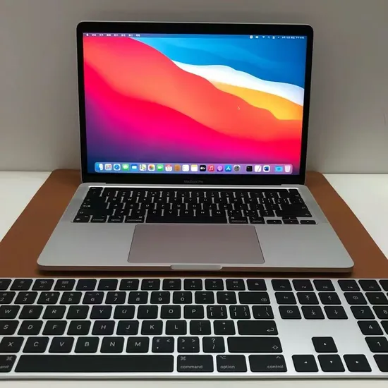 Factory Wholesale Black Magic Keyboard Long with Numeric Keypad with Logo British English