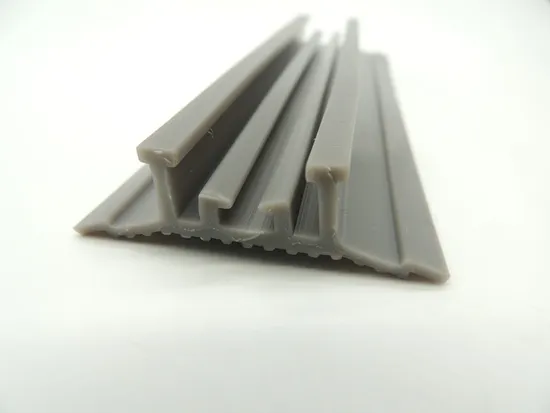 Customized Various Shapes Heat Resistant Silicone Gasket Rubber Strips