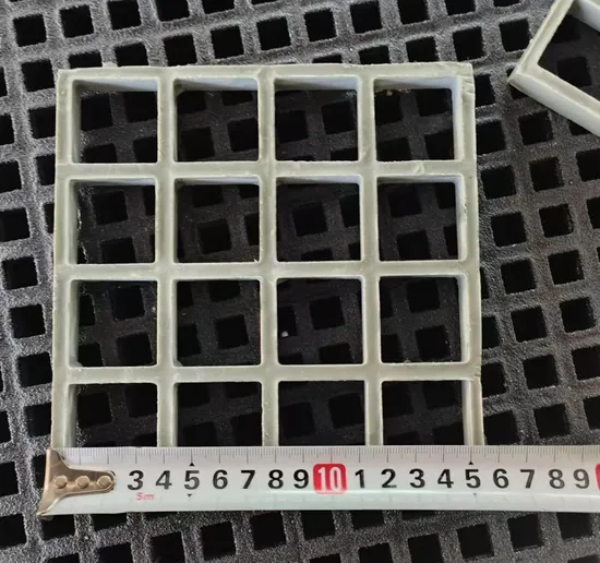 38X38X25mm Yellow Color Diamond Gritted Top Flooring Grating Fiberglass Grating