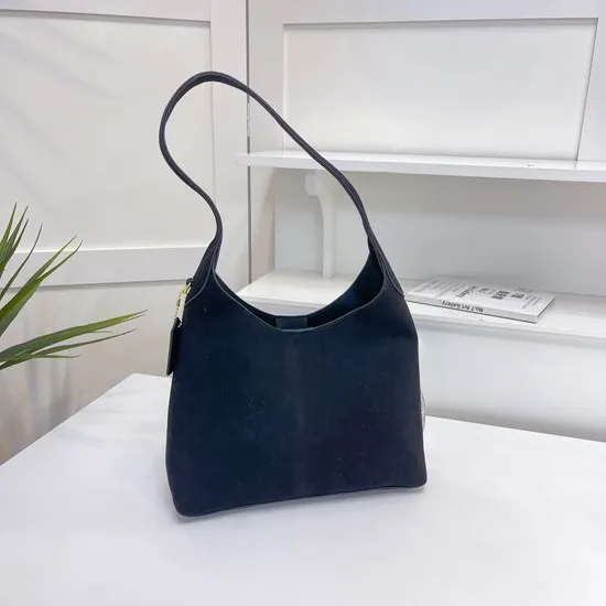 2024 New Fashion Simple Large Capacity Underarm Bag Casual Single Shoulder Crossbody Black Bucket Bag for Women