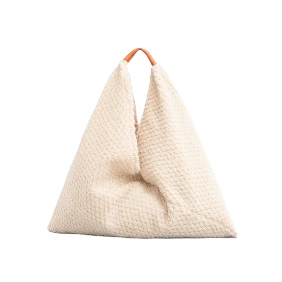 New Fashion Plush Dumpling Bags for Female for Outdoor Travel Activities