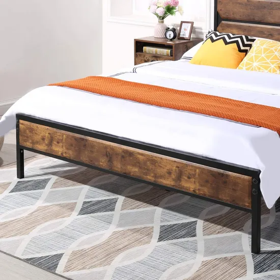 Custom Modern Bedroom Stylish Brown Wood and Metal Bed