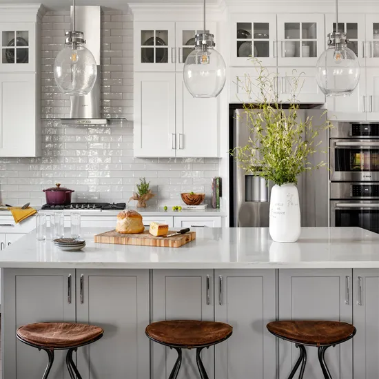 Solid Wood Shaker Style Pull-out Pantry Kitchen Cabinets