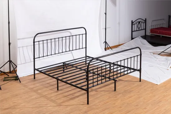 Customized Modern Style Iron Bed for Bedroom and Hotel