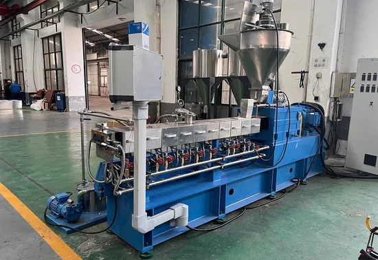 Plastic/Rubber Twin Screw Extruder/Granulator/Pelletizer Machine Manufacturer/Wood Pellet Machine