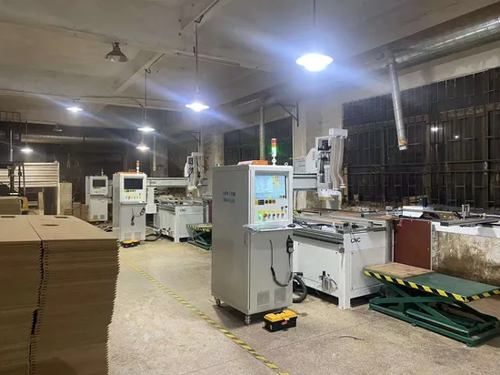 Woodworking Machinery Precision Wood V Groove Machine for Cutting Solid Wood MDF