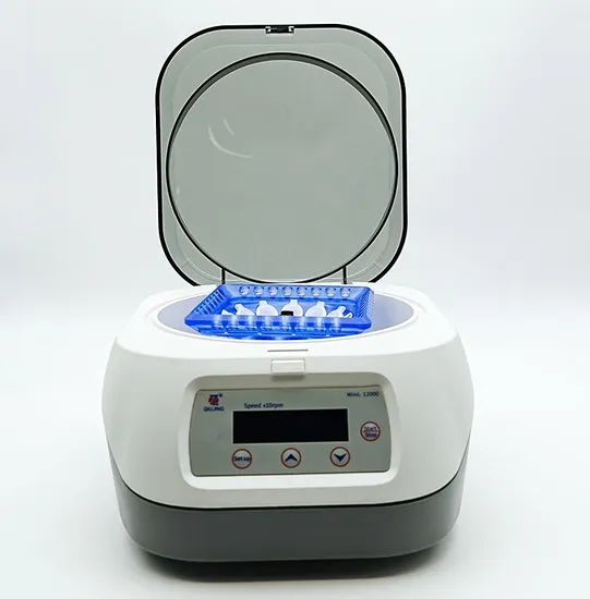 Mini Centrifuge with Advanced Rotor Buckle Installation for Precision