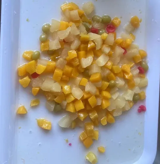 Canned Fruit Cocktail in Syrup 820g Health Food in High Quality OEM