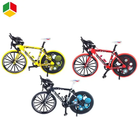 QS Kids Mini Diecast Model Toy Children′s Fun Desktop Toys Promotion Gift Toy Finger Movement Graffiti 3 Colors 1/8 Metal Diecast Road Race Bike Toys