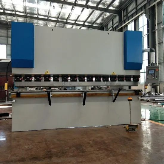 CNC Da69t Press Brake 300t/3200 Hydraulic Electric 4-8 Axis Bending Machine