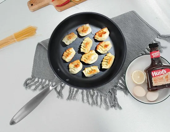 Stainless Steel Non-Stick Frying Pan Cooking Pot with Steel Handle