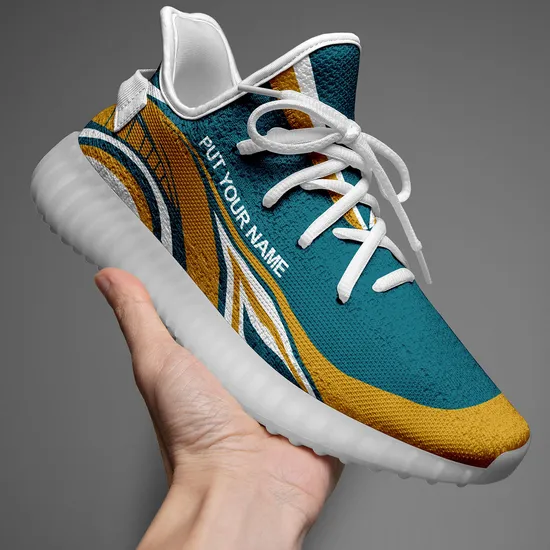 Durable Lightweight Flyknit Shoes for Fashionable and All-Day Comfort
