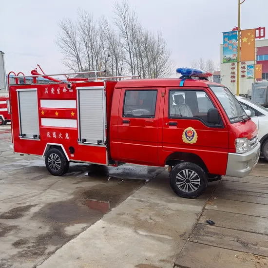 2+3 5-Seat Foton Foam Fire Truck 2tons Small Airport Fire Truck