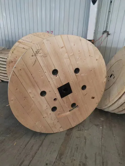 Fiber Optic Cable Drum Customized Size Wooden Drum Fiber Cable Roll