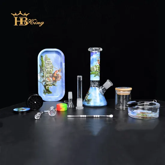 Hbking Wholesale Factory Decal Designs Base Shisha Banger Oil Burner DAB Rig Smoking Sets Herb Grinders Rolling Tray Accessories Kits Glass Water Pipe