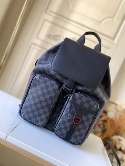 Men′s Black Functional Backpack with Checkered Pattern and Drawstring Student Bag