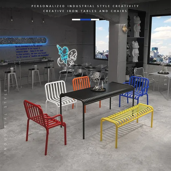 Outdoor Courtyard Furniture Sets Coffee Shop Rest Area Iron Table and Chair Combination