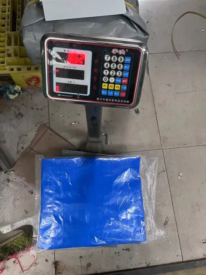 PE/PVC Tarpaulin Used to Cover Trucks, Houses to Keep out Rain