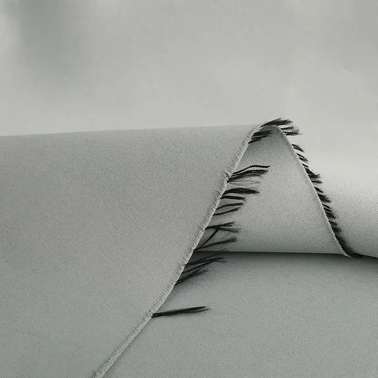 Fire Retardant 3-4 Pass Thick Blackout Curtain Fabric 100% Polyester for Hotels and Living Rooms