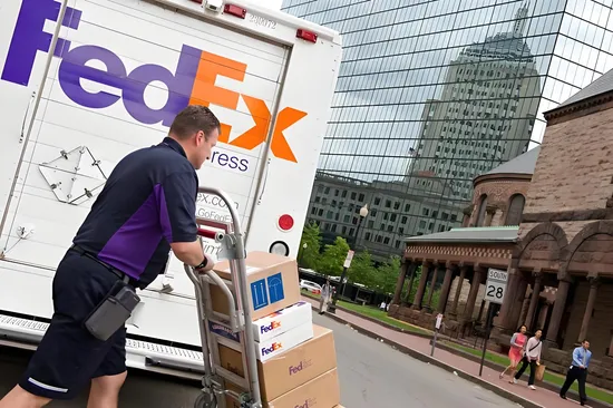 Express for DHL and FedEx and UPS Shipping From Shenzhen/Guangzhou to Malaysia
