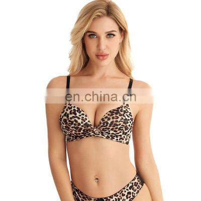 Drop shipping Girls Fashion Simple Solid Color Comfort Push Up wireless bra women Seamless Bra