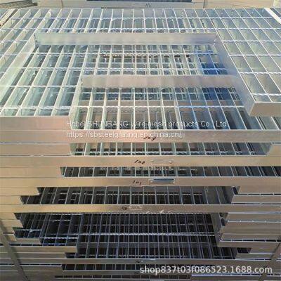 Specializing in the production of hot-dip galvanized steel grating, rainwater grate, galvanized water grate, ditch cover, 505 / 30 / 100 steel grating