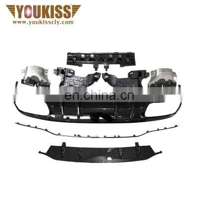 UKISS Genuine Auto Parts Rear Lip For Benz C Class Change to C63s Amg Rear Lips Rear Diffuser With Silver Exhaust Pipe