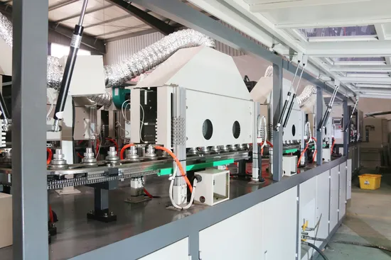 8.000 Bottles Per Hour Output Capacity Pet Blow Molding Machine