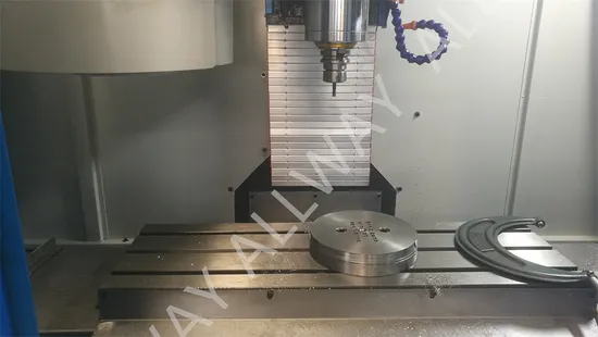 Economic Vertical Milling Machine Xk7126/Xh7126 Small CNC Milling