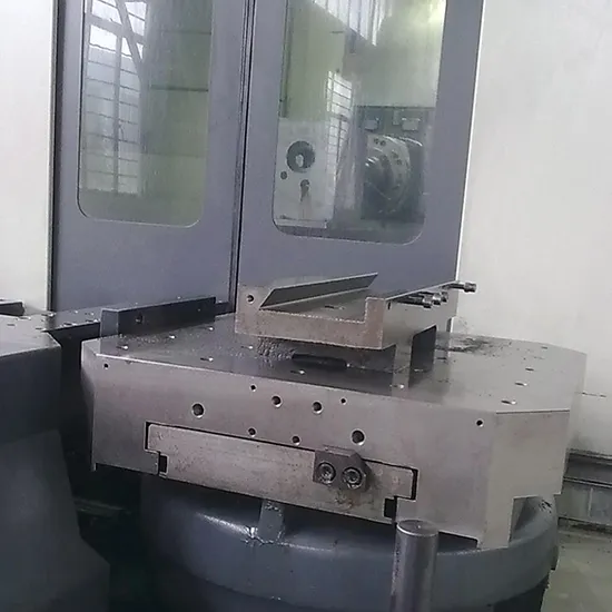 Precision Horizontal Machining Center CNC Milling Machine with CE Certification
