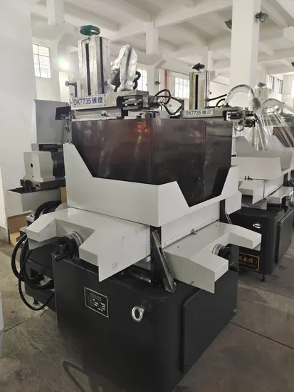 Dk7740 EDM Wire Cut Machine Standard