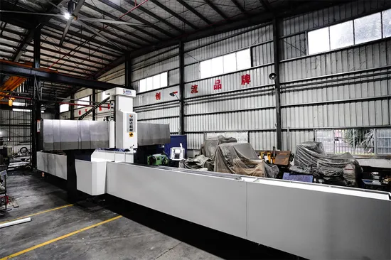 0.01~0.02 (mm) Whole Machine Life Gooda Manufacturer CNC Cutting Milling Center