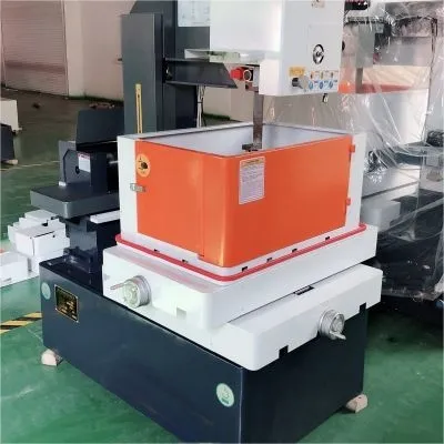 Fast Speed EDM Wire Cutting Machine Dk77130