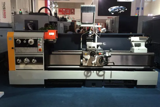 Horizontal Guide Rail Blin Wooden Case Metal Lathe Machine with ISO 9001