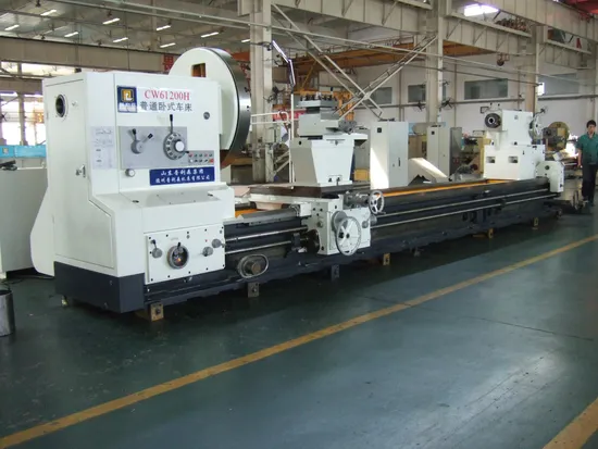 Cw61200h-Swing Over Bed 2000mm-3m 20tons Workpiece Loads Heavy Duty Horizontal Lathe Large Size Lathe Torno
