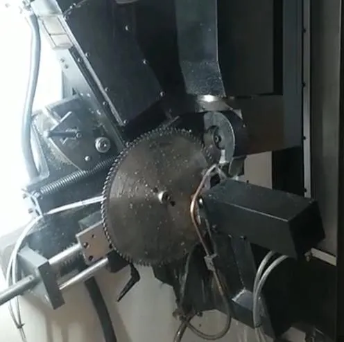 Automatic Round Saw Blade Sharpening Machine / Metal Cutting Saw Blades Precision Grinding Machine for Sale