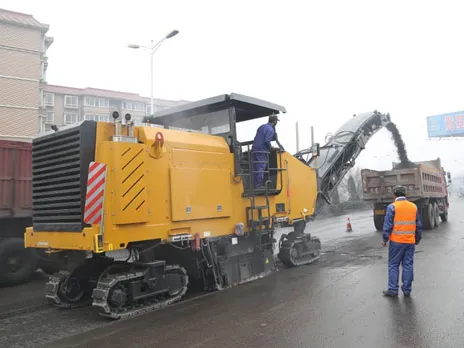 Xm200K Xm200e 2m Asphalt Concrete Road Maintenance Cold Milling Machine with Cheap Price