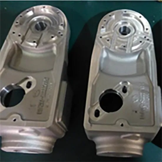 Heavy-Duty Mingju Ve 10 CNC Vertical Milling Machining Machine Center for Long-Term Precision