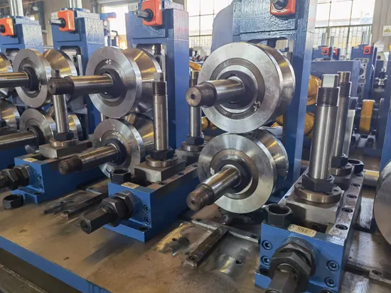 Run out Table Pipe Milling Machine Speed 120 M / Min High Speed