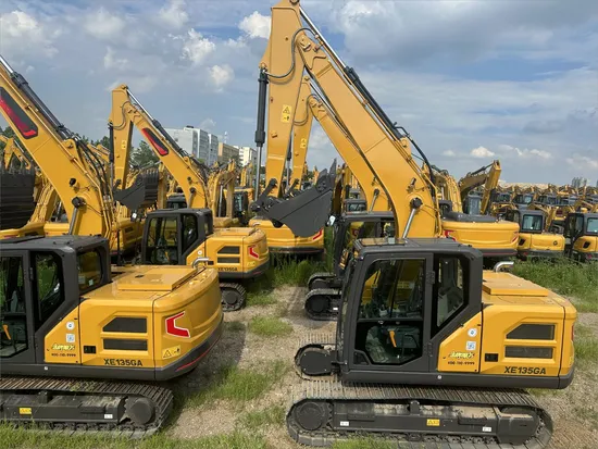 China Top Brand 13.5 Ton Crawler Excavator Xe135ga