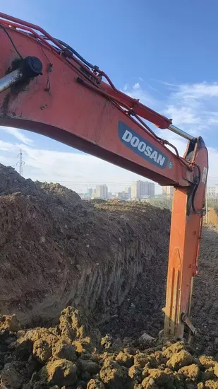 Doosan Dh225 Excavator Used Machine in Good Condition Good After-Sales Service