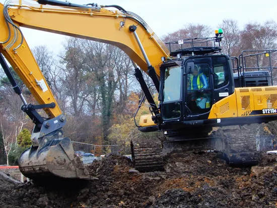 China Top Brand 22 Ton Excavator Sy215c Ready to Ship
